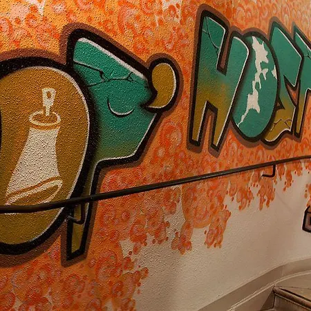 阿维尼翁ho36酒店 2*